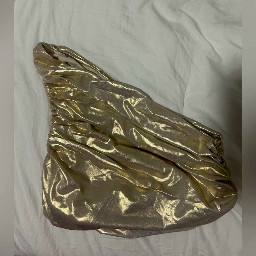 Gold Going Out Top